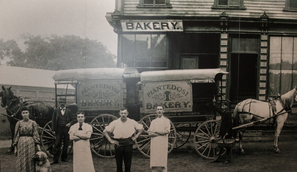 1916: The Midnight Baker